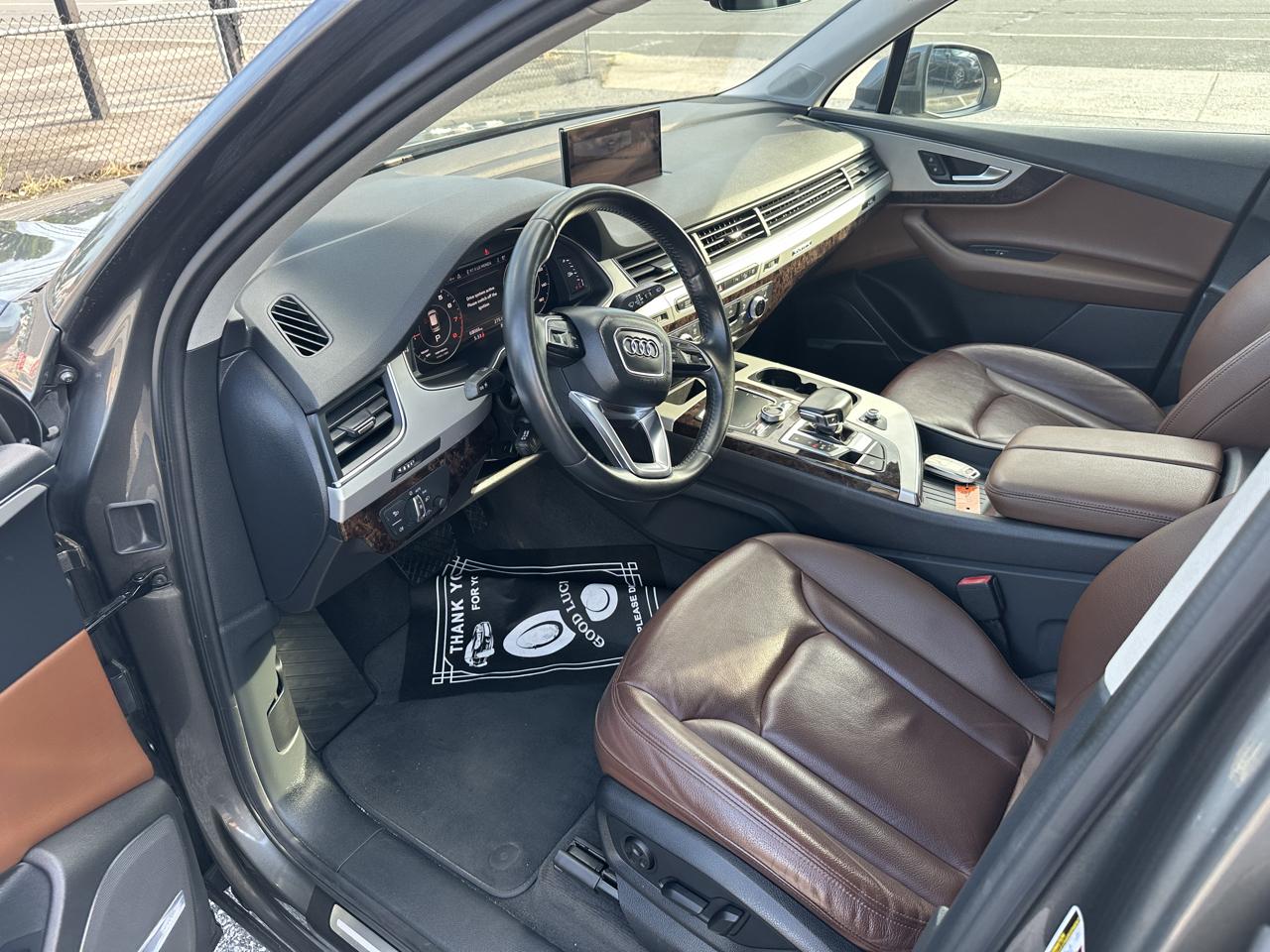 Audi Q7  2019