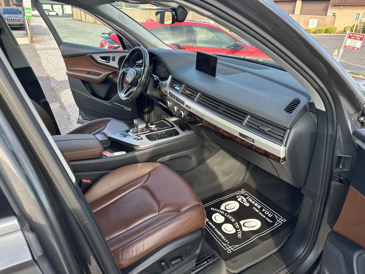 Audi Q7  2019