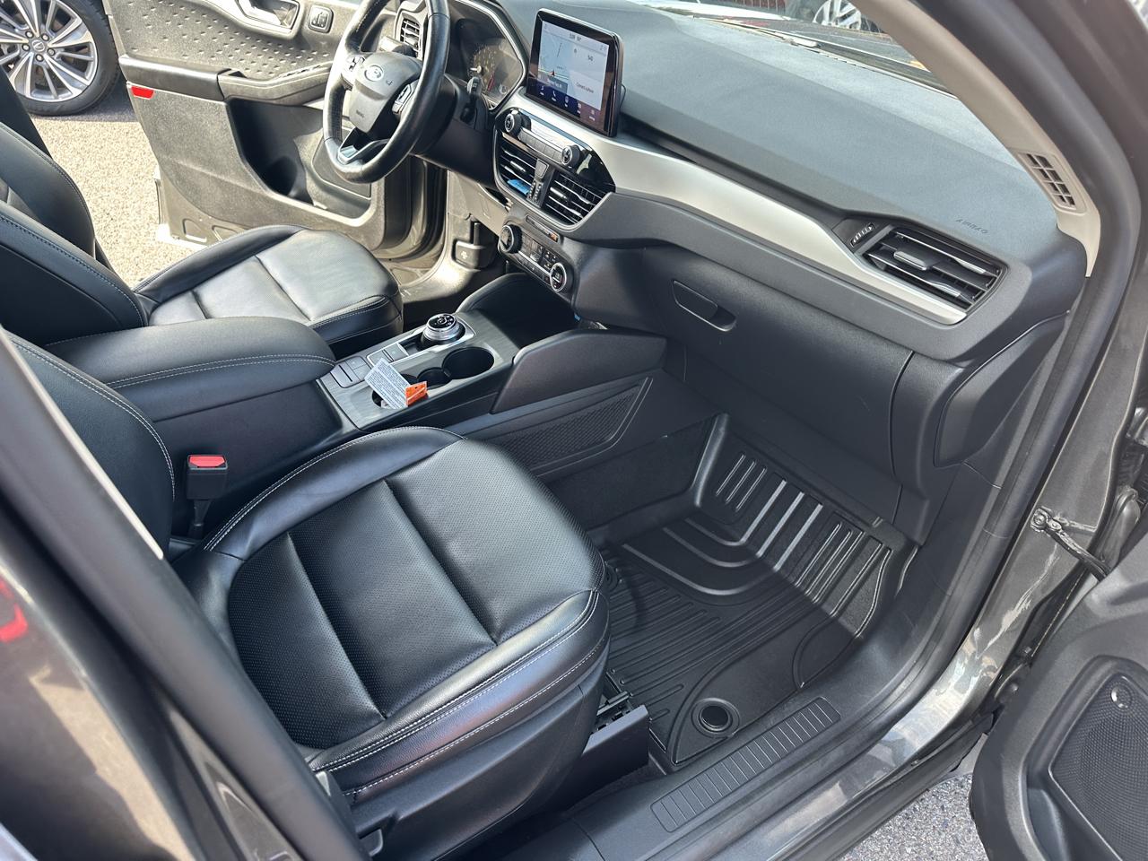Ford Escape  2020