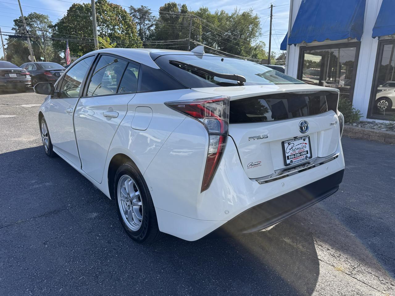Toyota Prius  2018