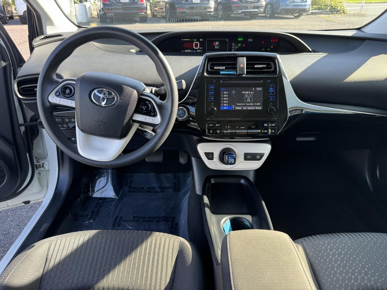 Toyota Prius  2018
