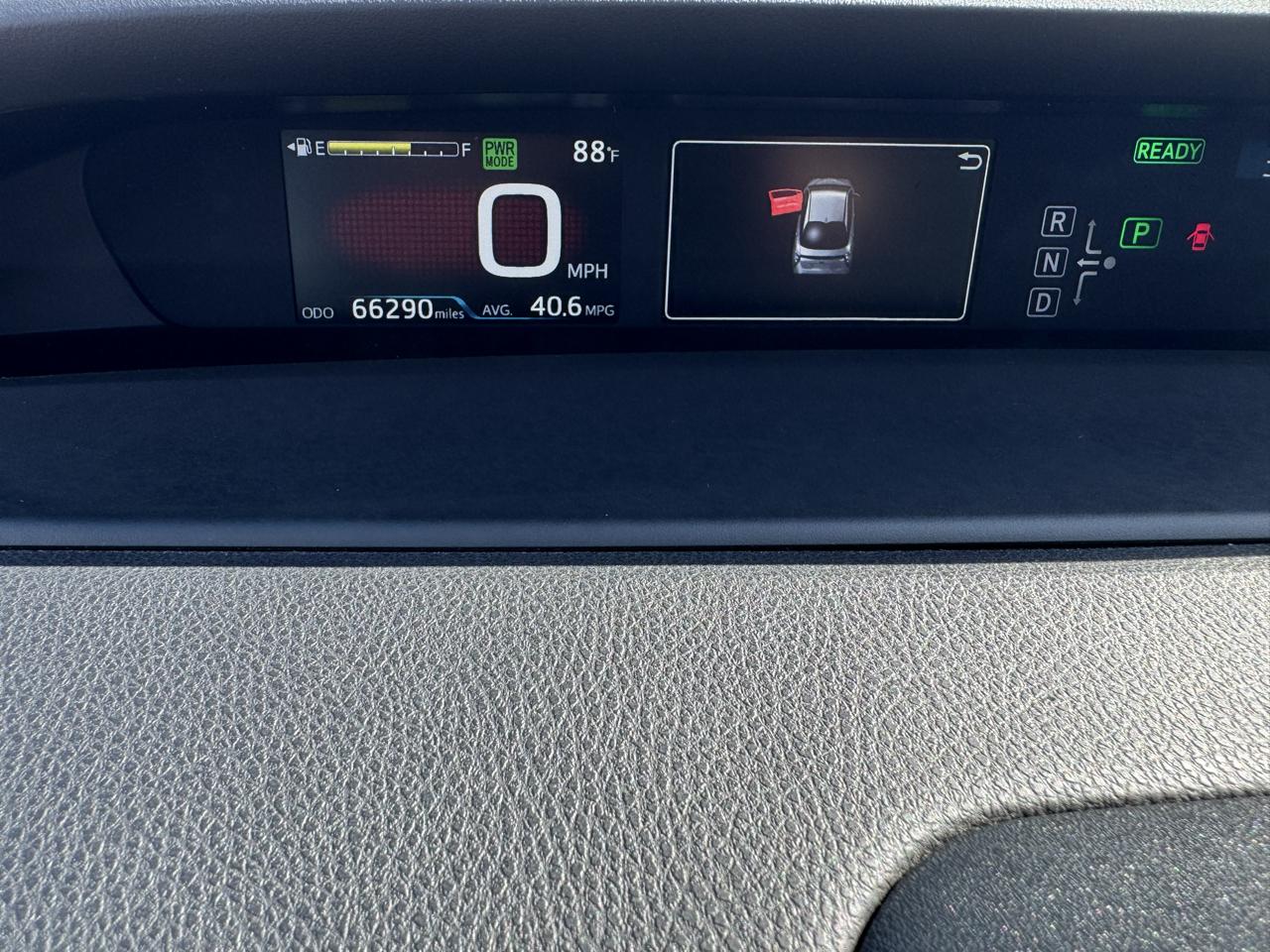 Toyota Prius  2018