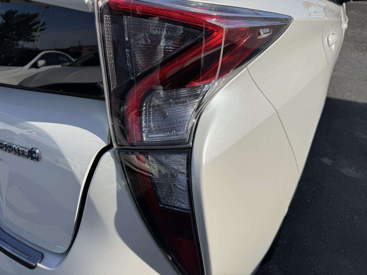 Toyota Prius  2018
