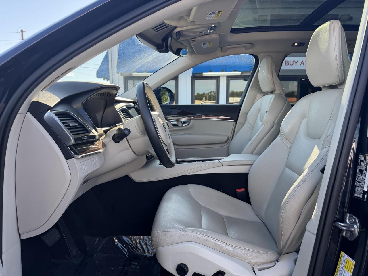 Volvo XC90  2019