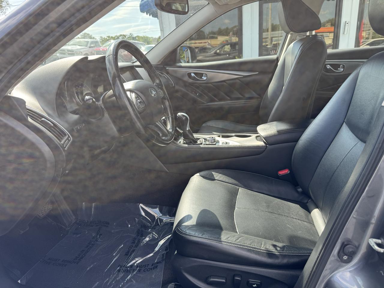 Infiniti Q50  2015
