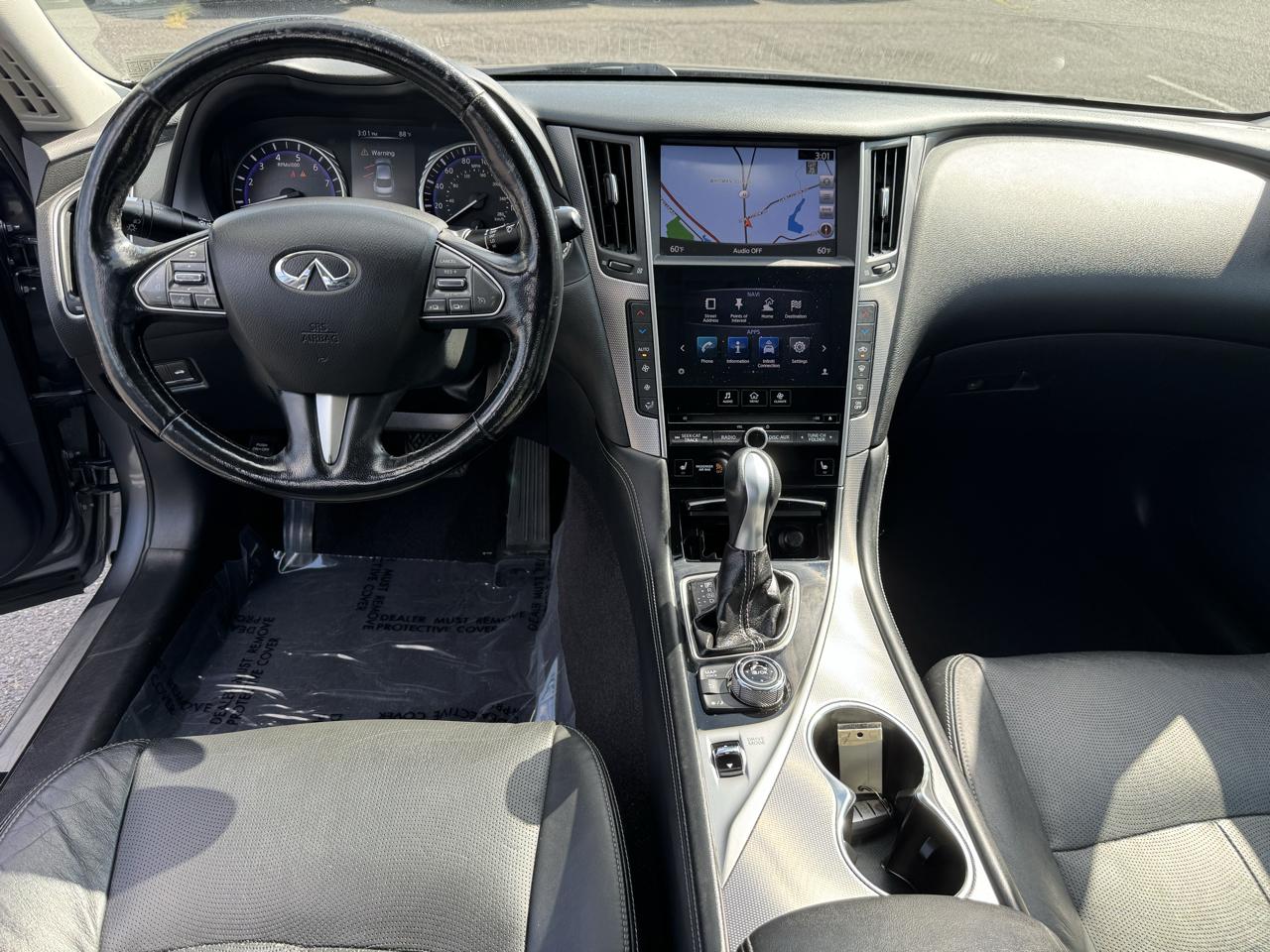 Infiniti Q50  2015