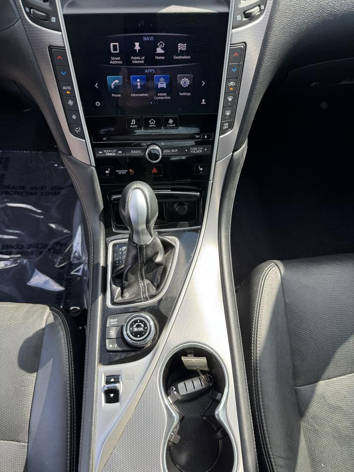 Infiniti Q50  2015
