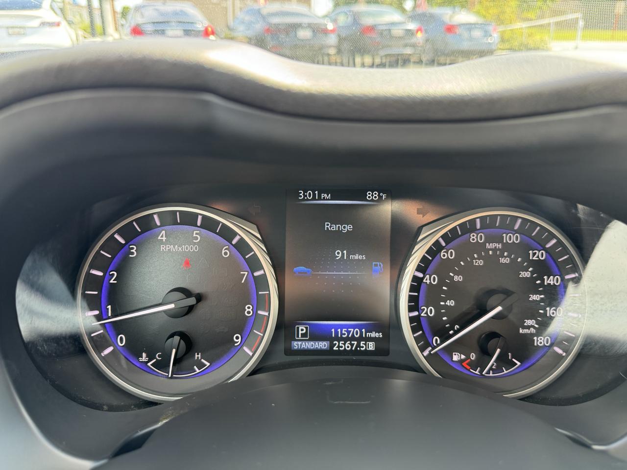 Infiniti Q50  2015