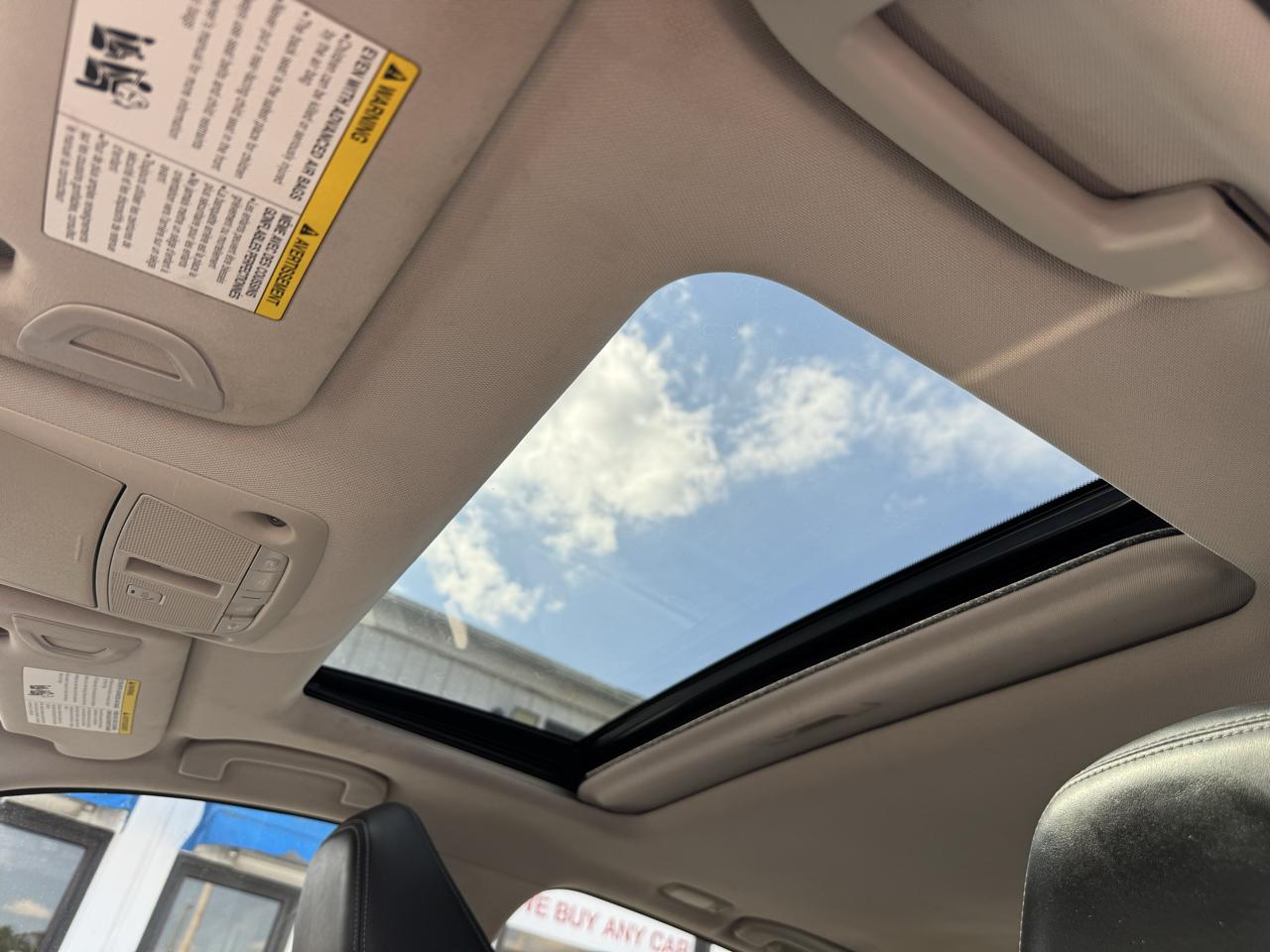 Infiniti Q50  2015
