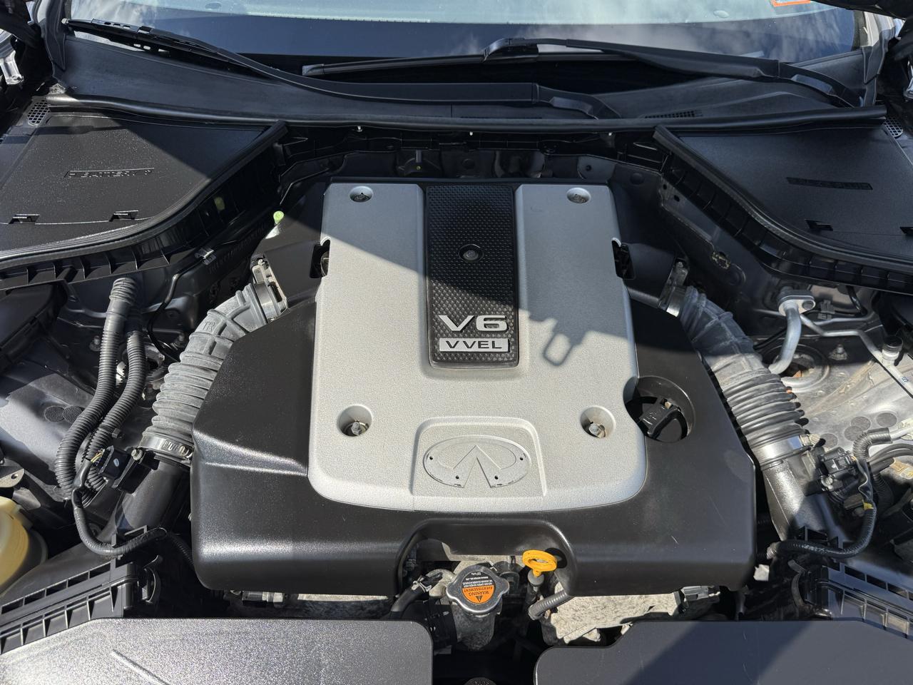 Infiniti Q50  2015
