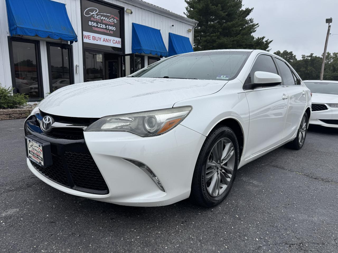 2015 Toyota Camry SE