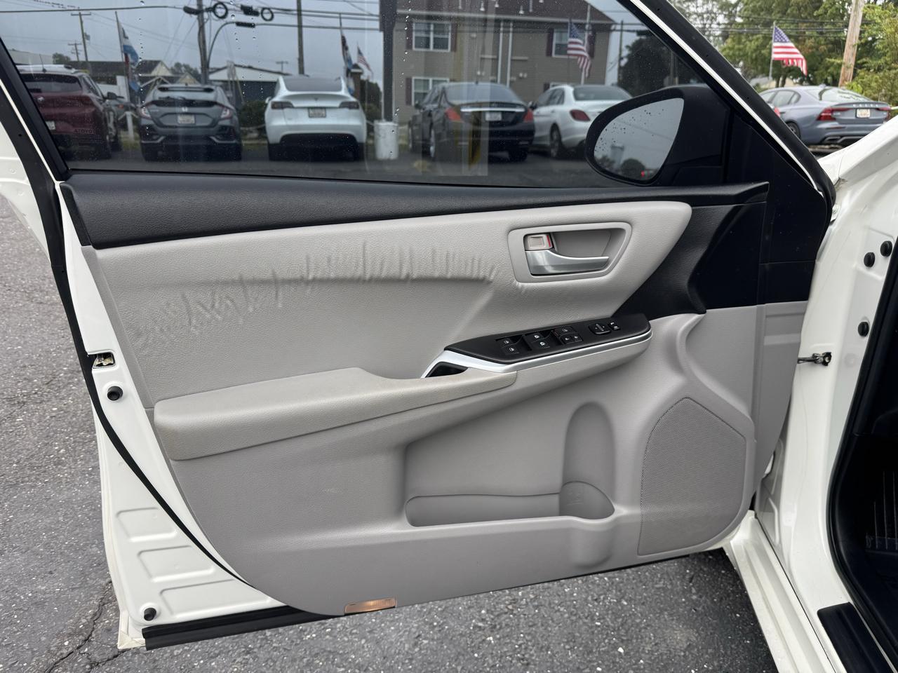 Toyota Camry  2015