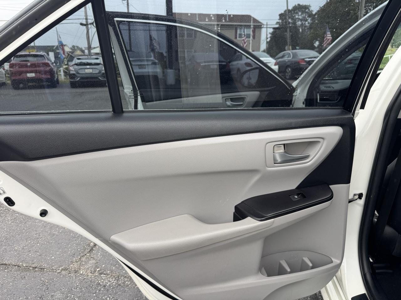 Toyota Camry  2015