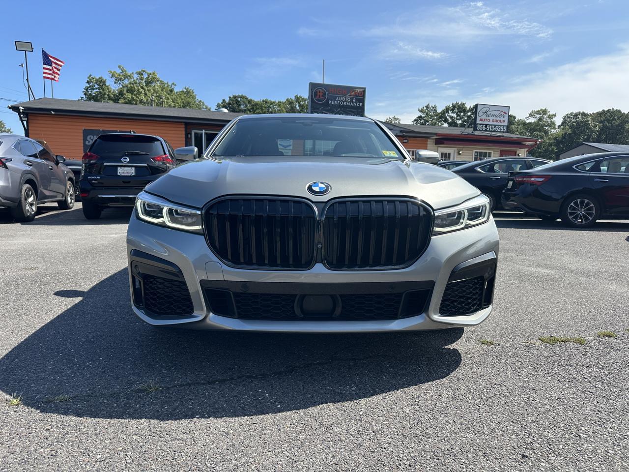 BMW 7 Series  2021