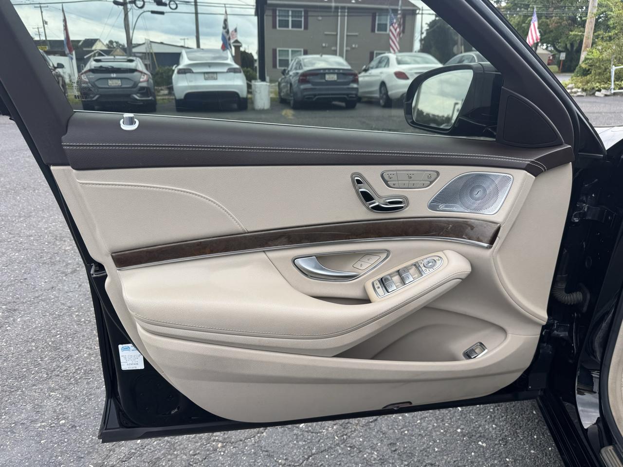 Mercedes-Benz S-Class  2015
