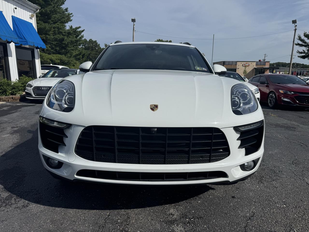 Porsche Macan  2018
