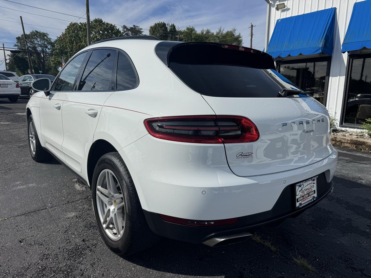 Porsche Macan  2018