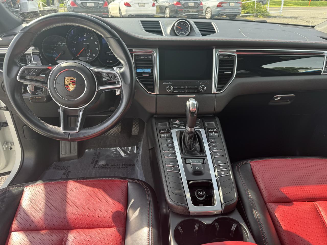 Porsche Macan  2018