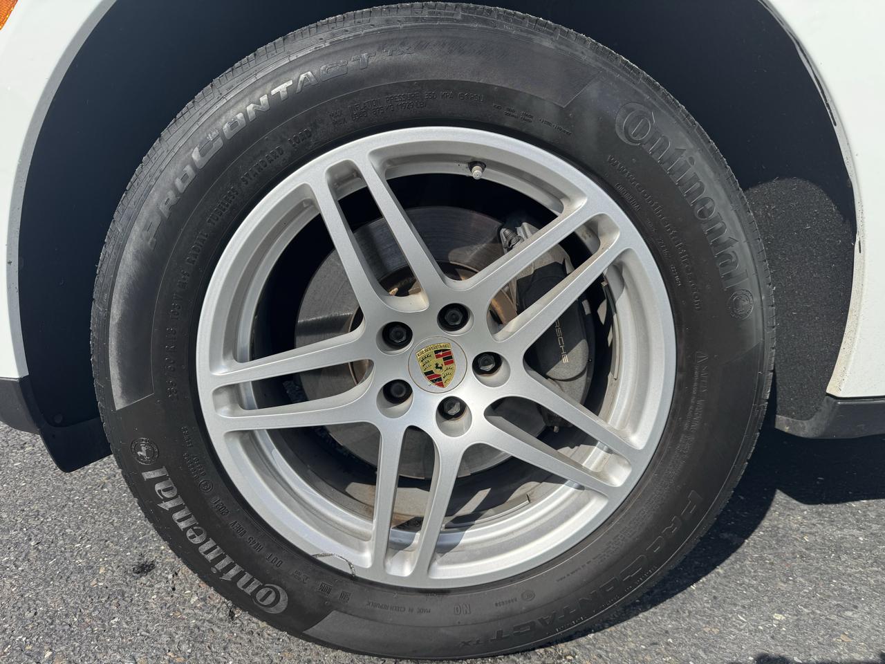 Porsche Macan  2018