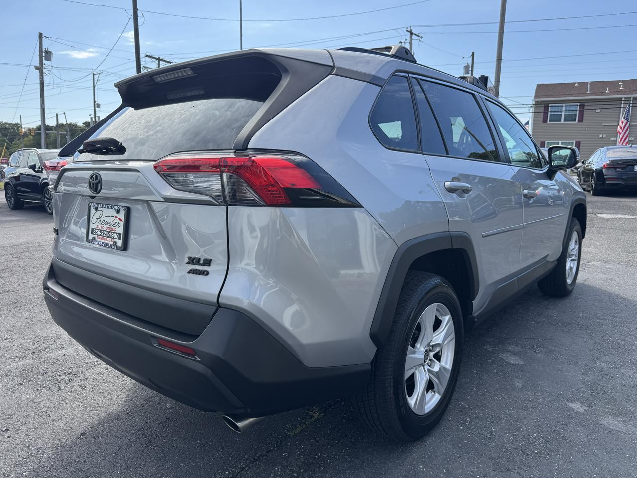 Toyota RAV4  2021