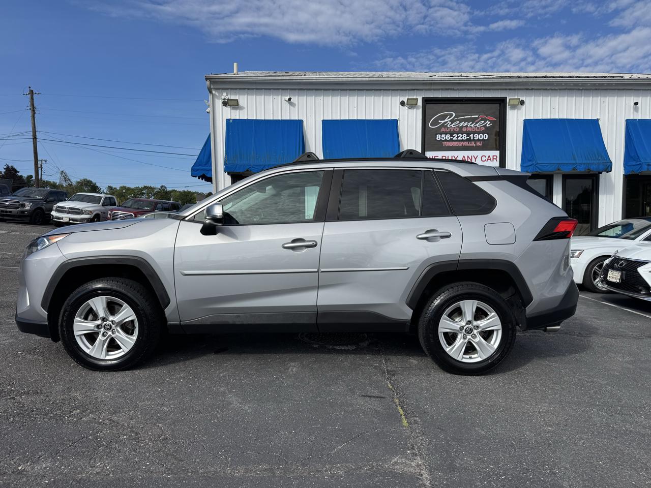 Toyota RAV4  2021