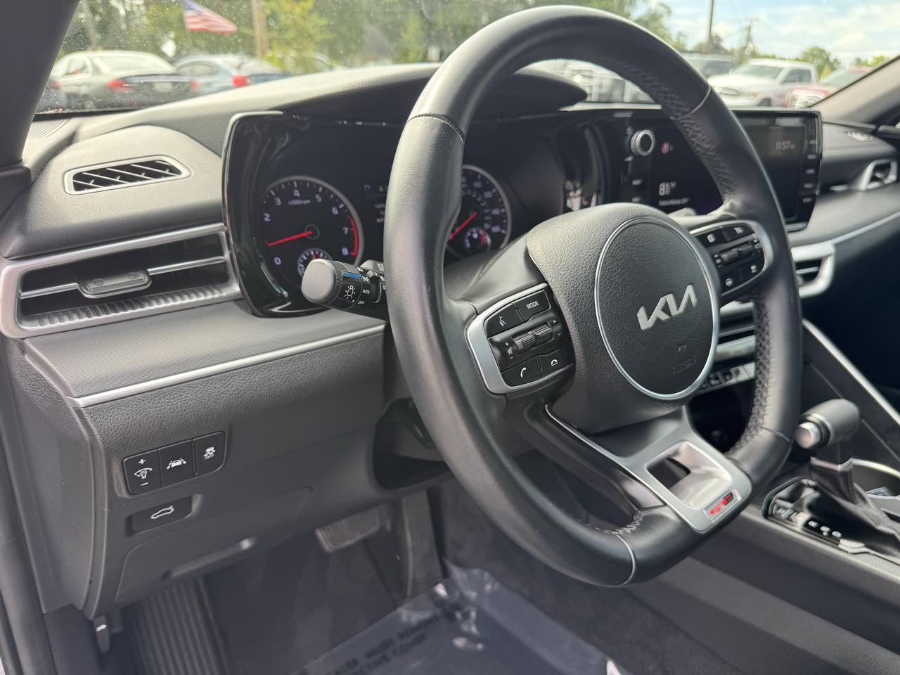 Kia K5  2022