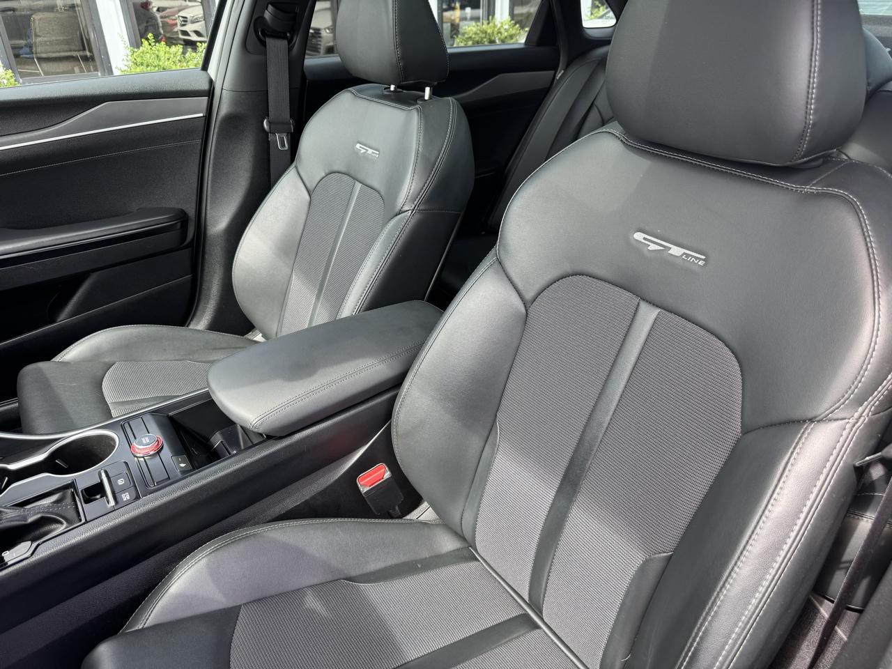 Kia K5  2022