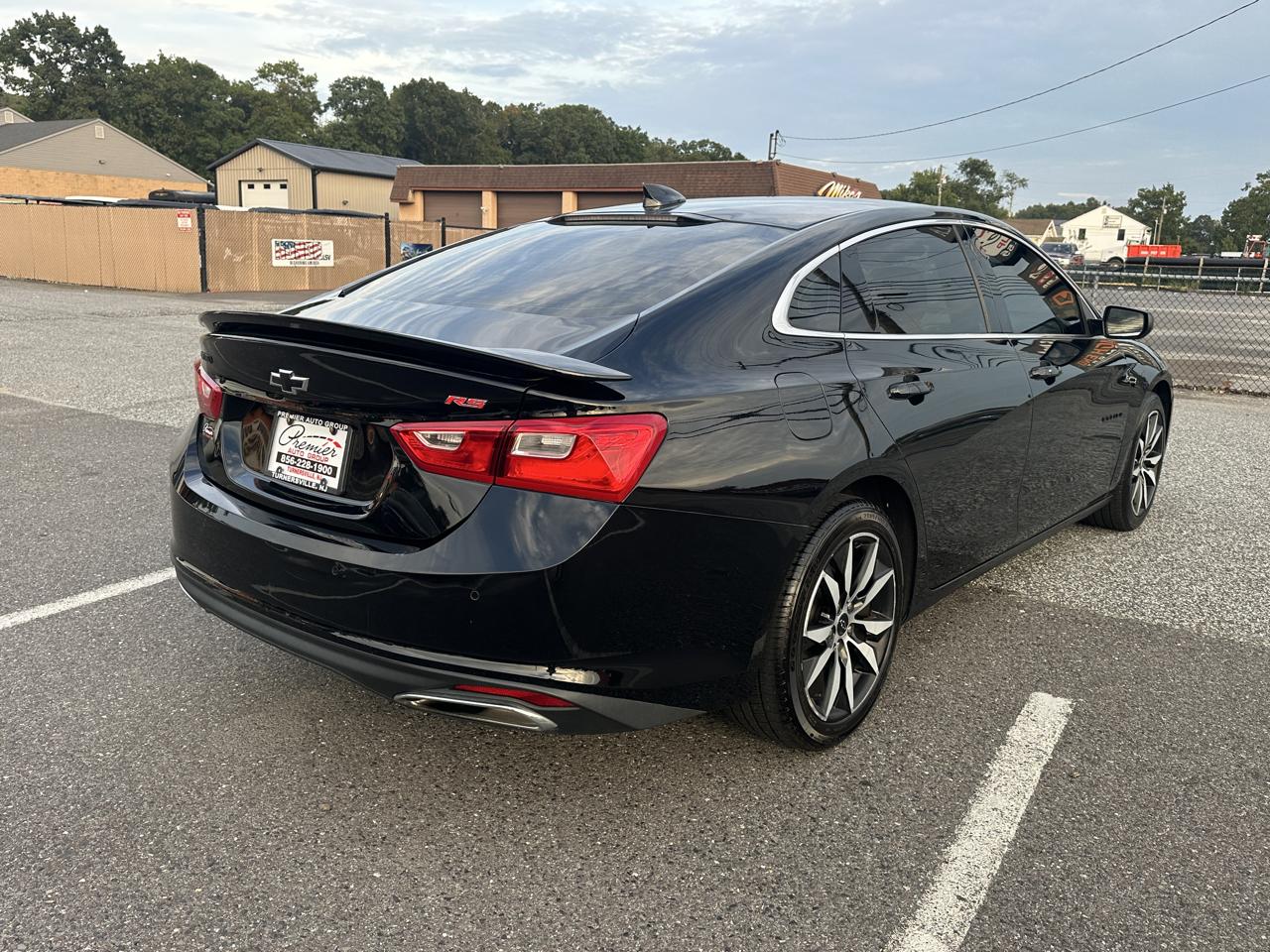 Chevrolet Malibu  2021
