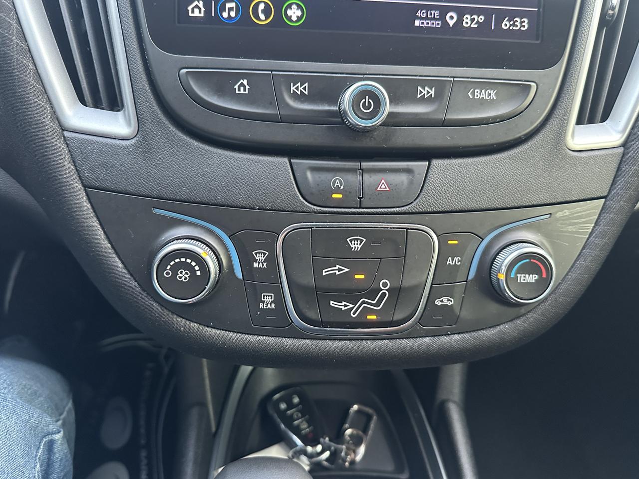 Chevrolet Malibu  2021
