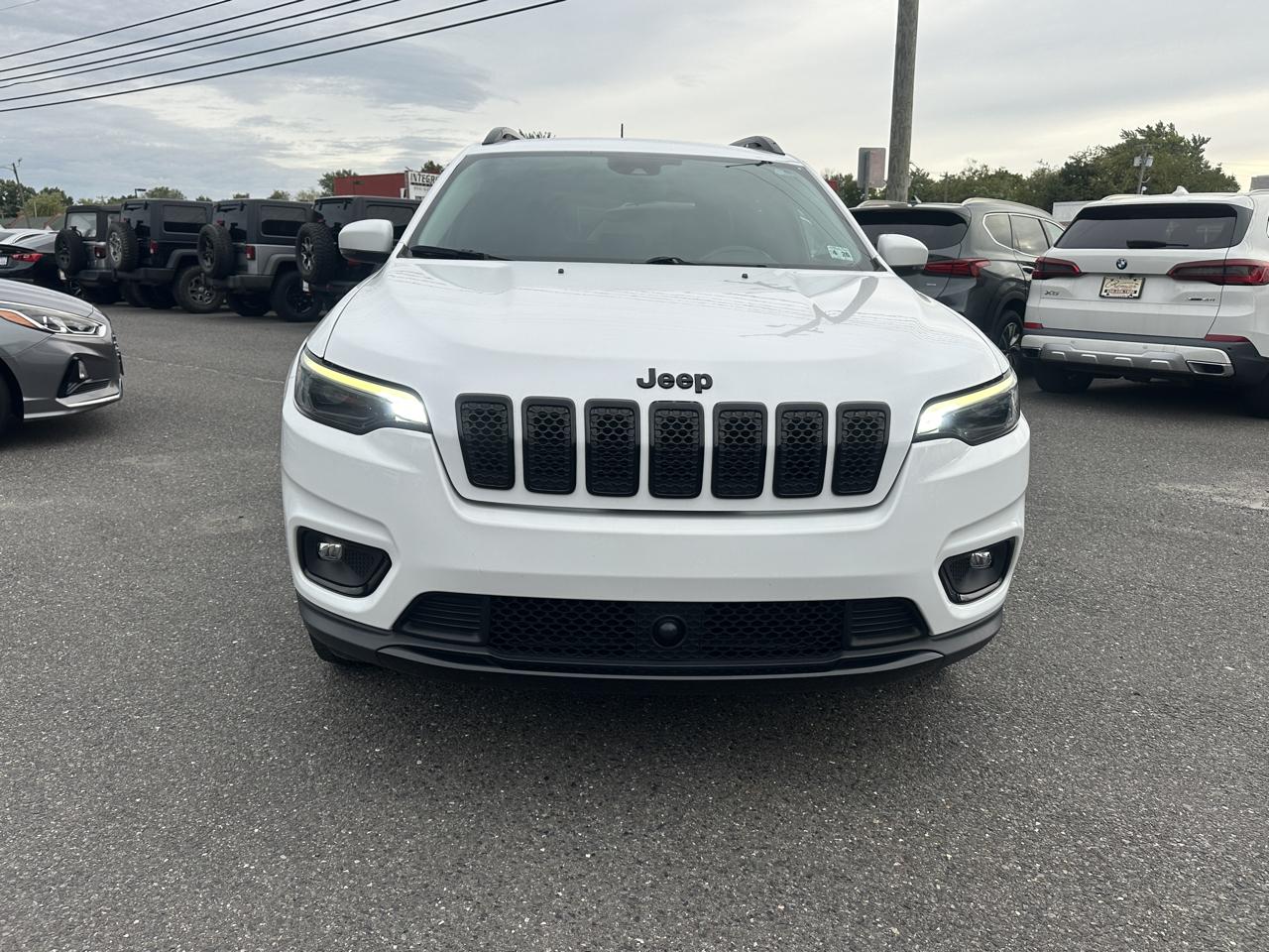 Jeep Cherokee  2021