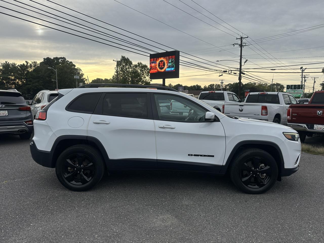 Jeep Cherokee  2021