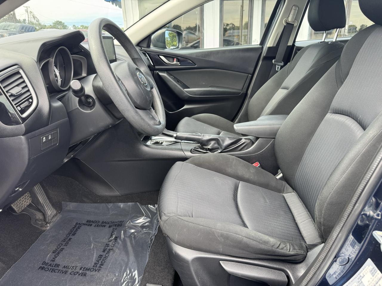 Mazda MAZDA3  2015