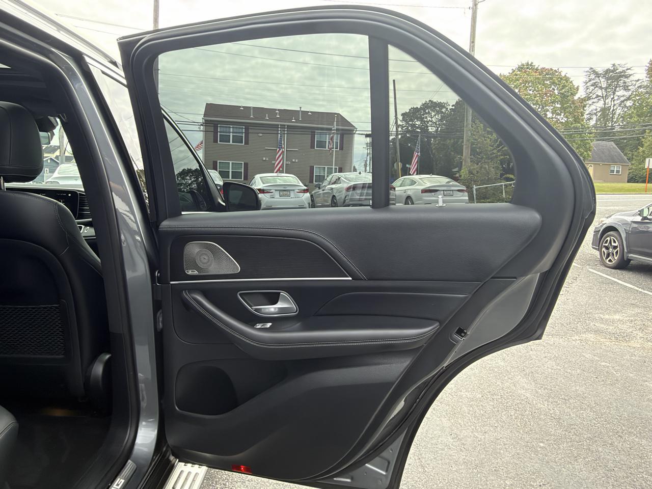 Mercedes-Benz GLE  2023