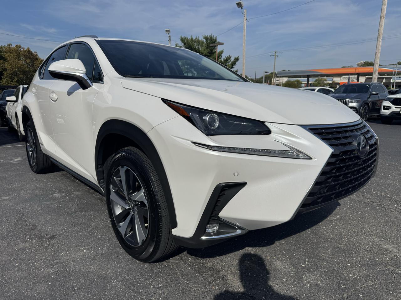 Lexus NX  2018