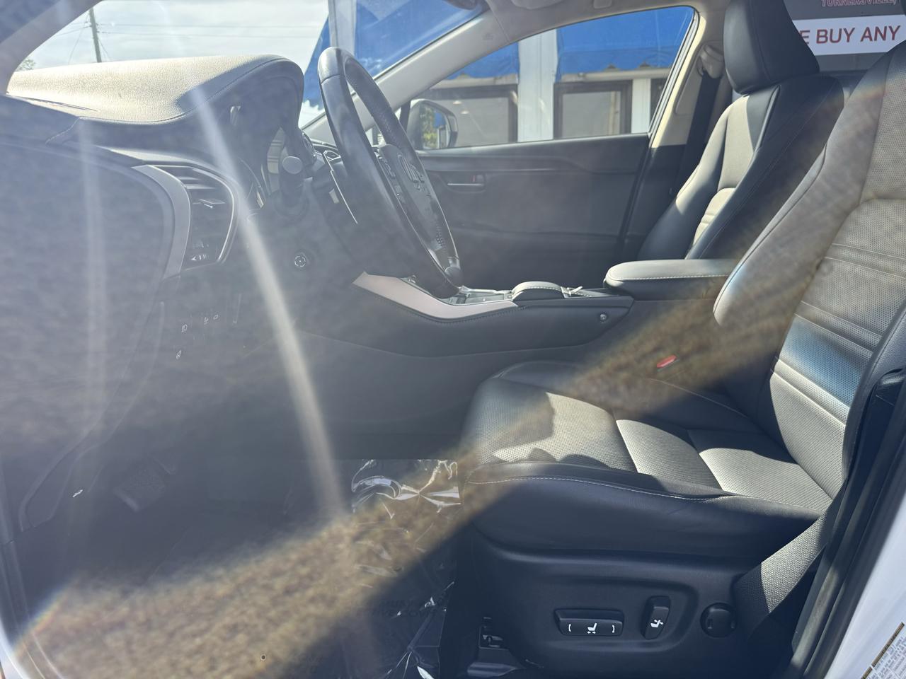 Lexus NX  2018