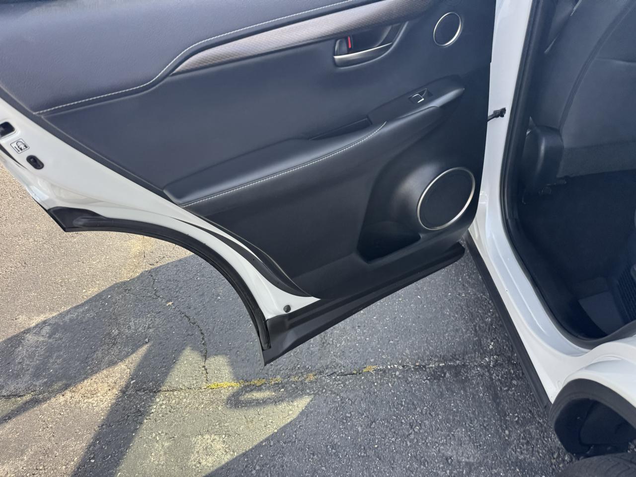 Lexus NX  2018