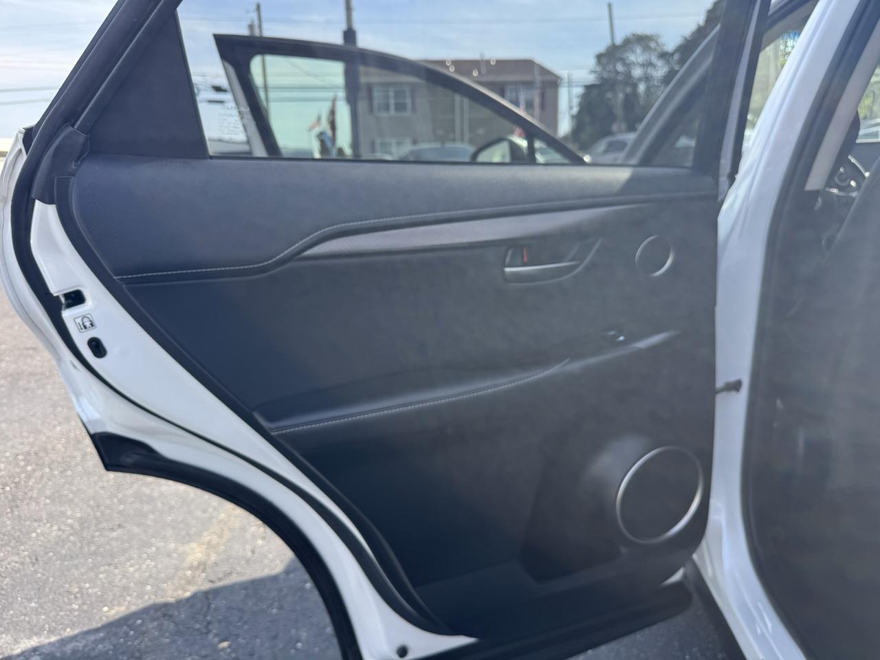 Lexus NX  2018