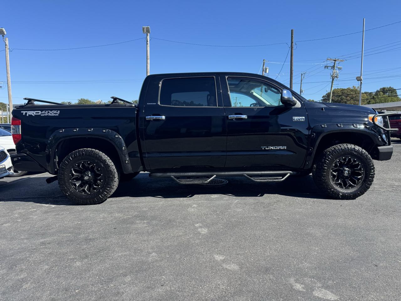 Toyota Tundra 4WD Truck  2014