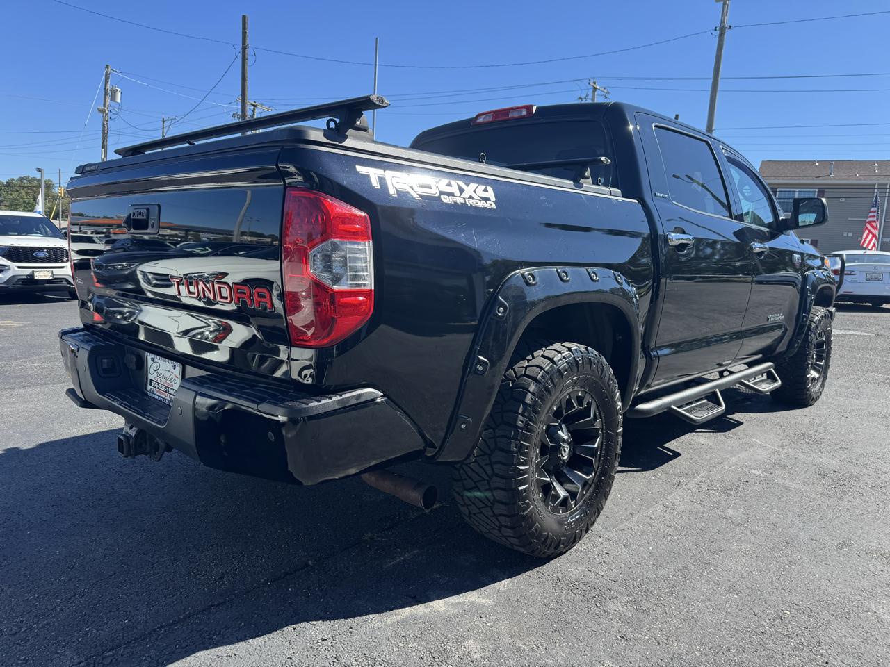 Toyota Tundra 4WD Truck  2014