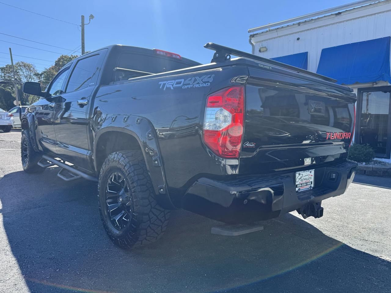 Toyota Tundra 4WD Truck  2014