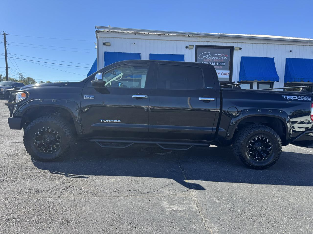 Toyota Tundra 4WD Truck  2014