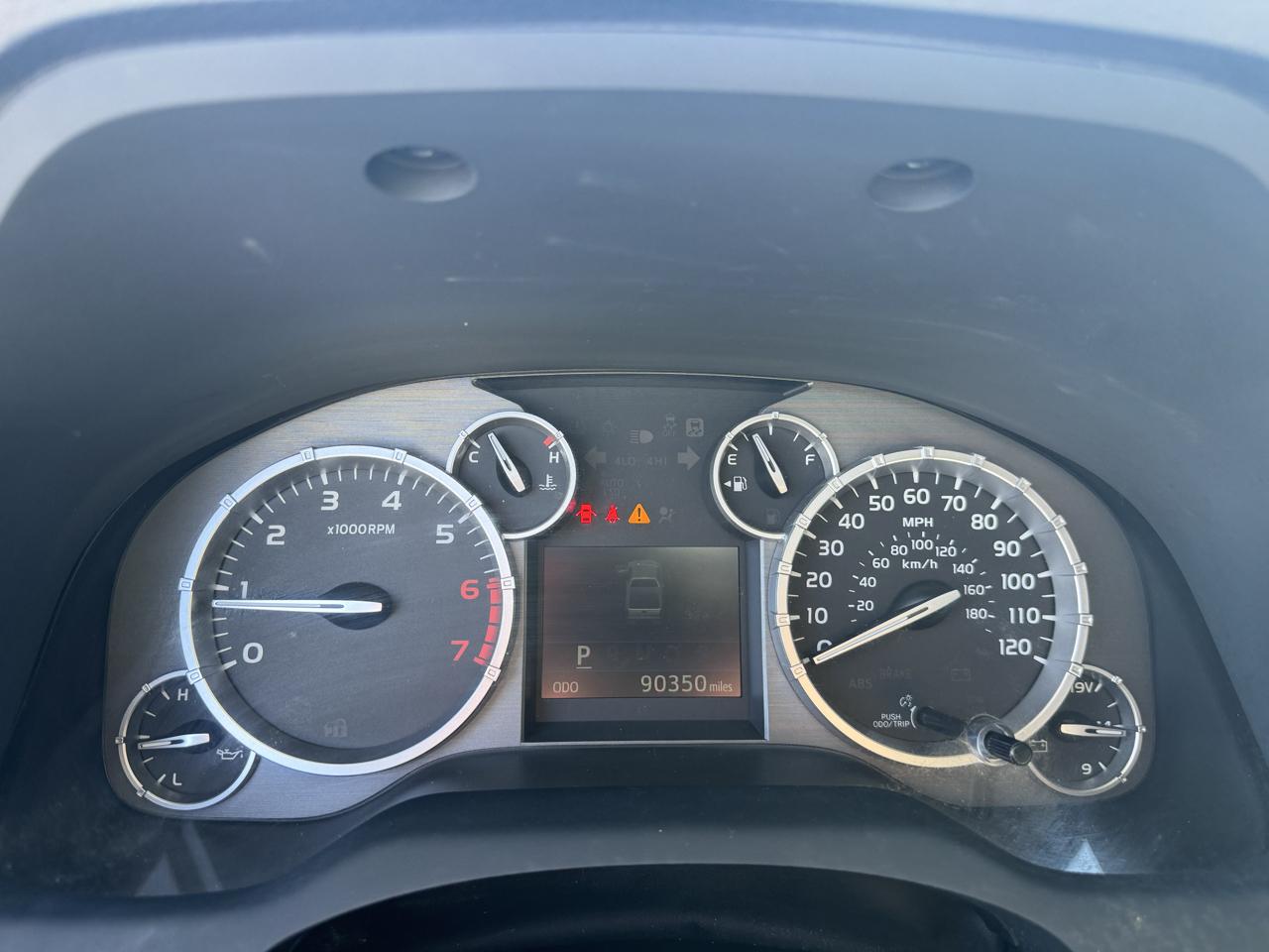 Toyota Tundra 4WD Truck  2014