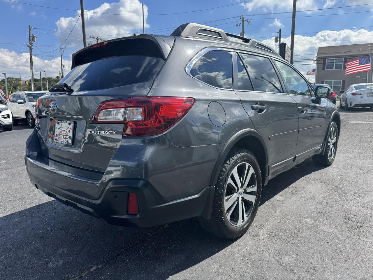 Subaru Outback  2018
