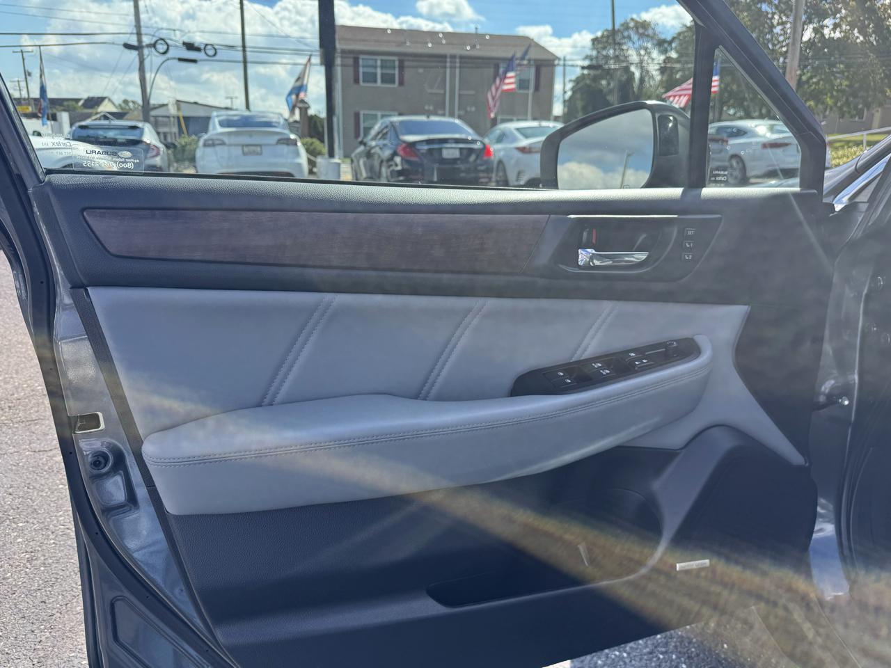 Subaru Outback  2018