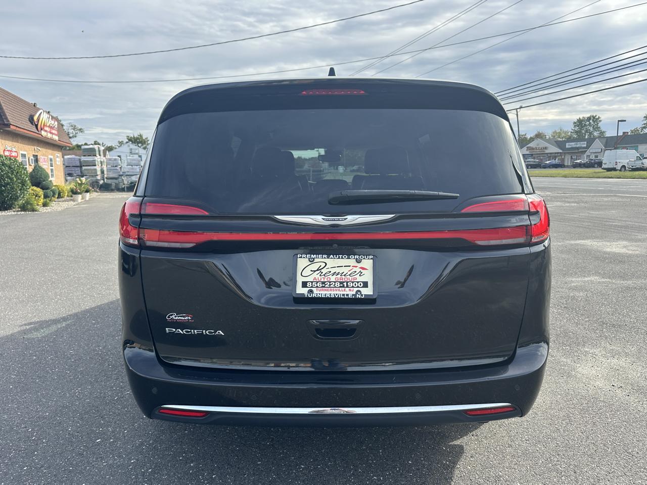 Chrysler Pacifica  2023