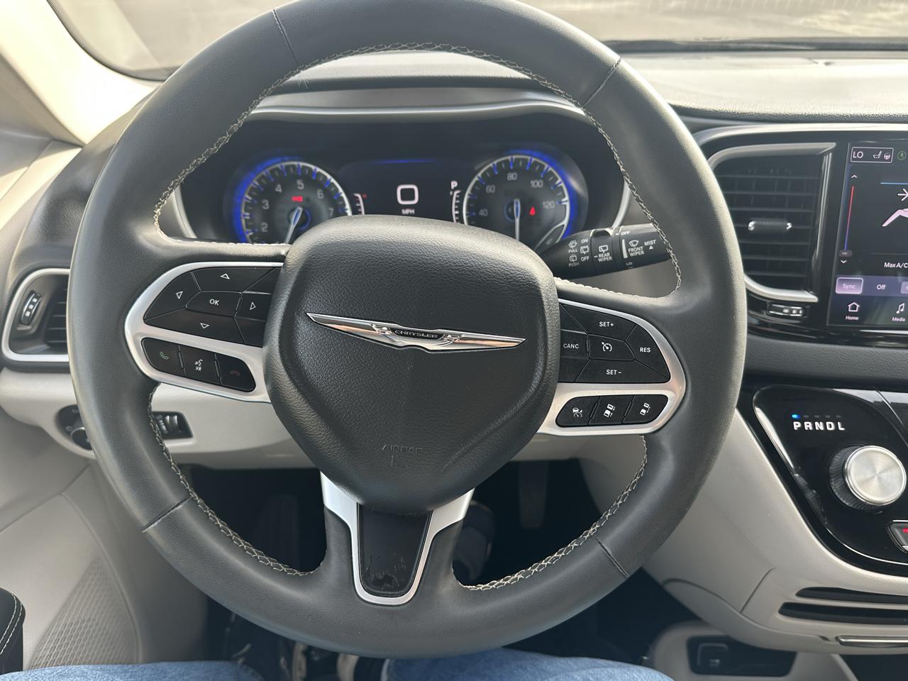 Chrysler Pacifica  2023
