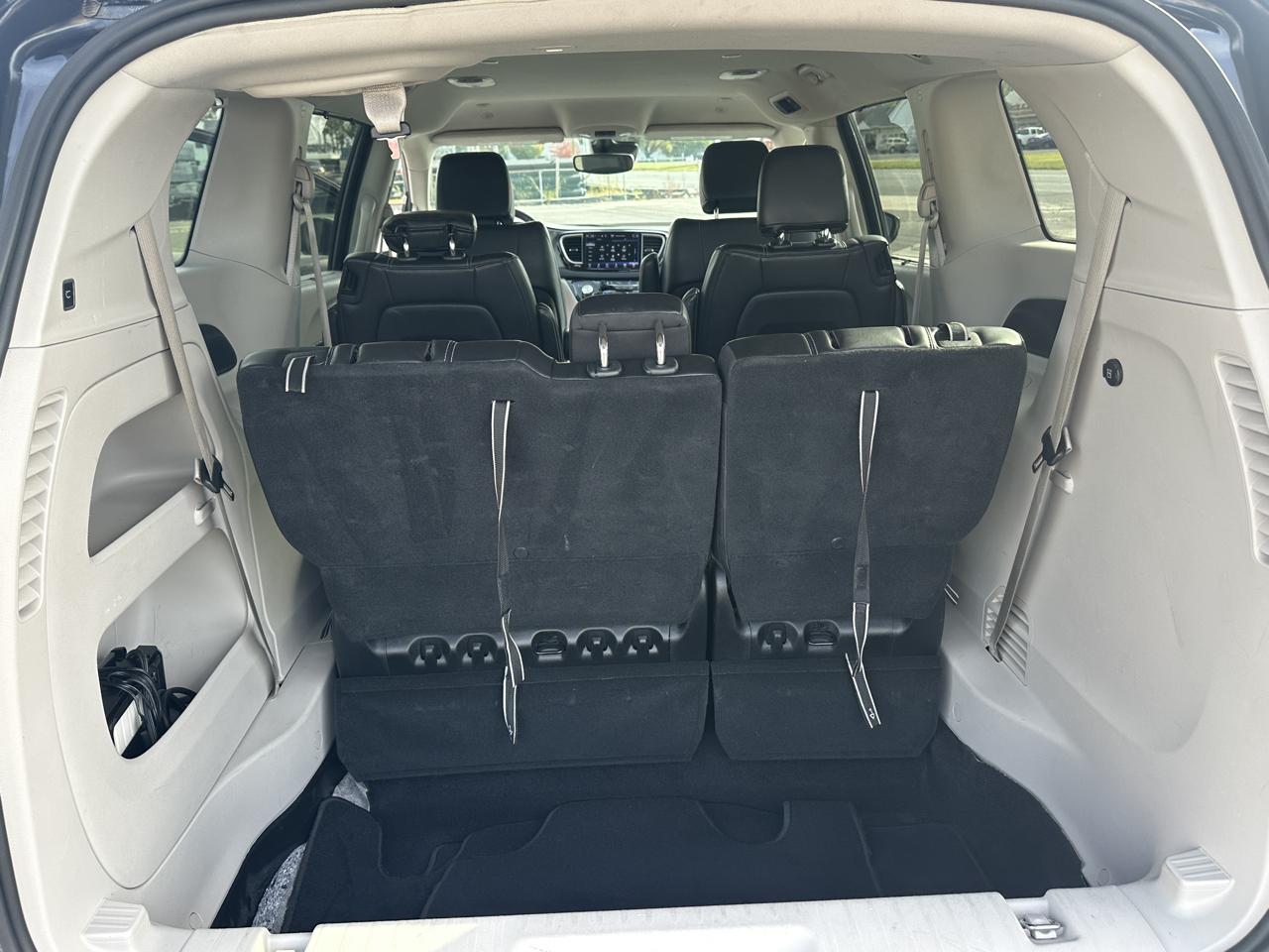 Chrysler Pacifica  2023