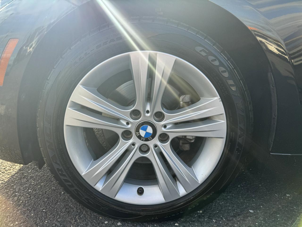 BMW 3 Series  2017