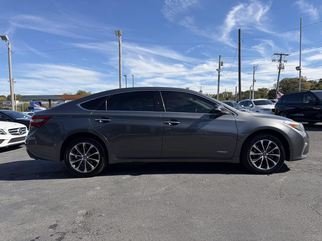 Toyota Avalon  2018