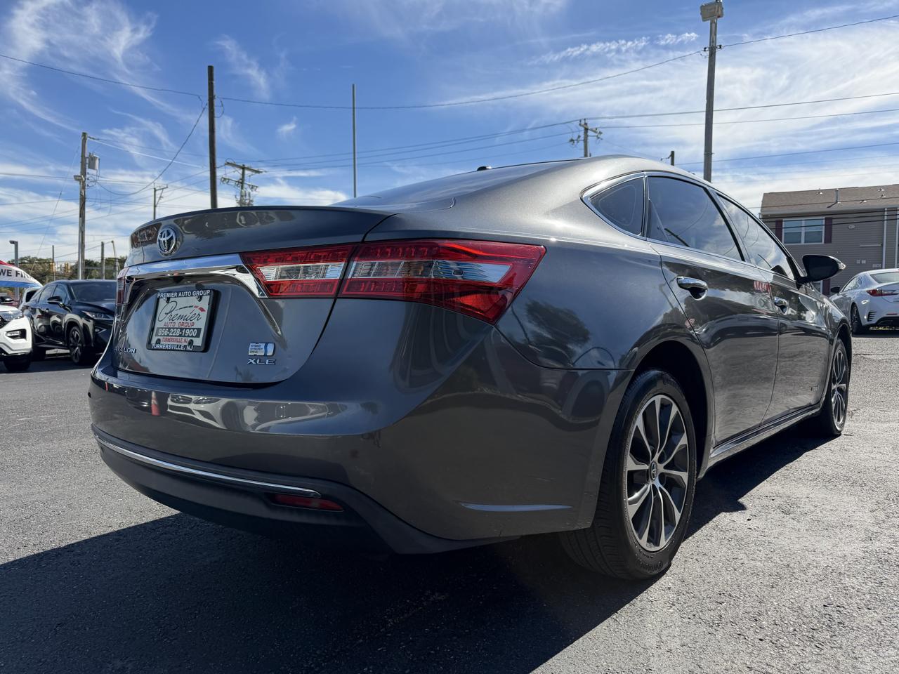 Toyota Avalon  2018